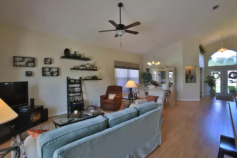 916 Woodstream Ln, Ormond Beach, FL 32174 photo 5