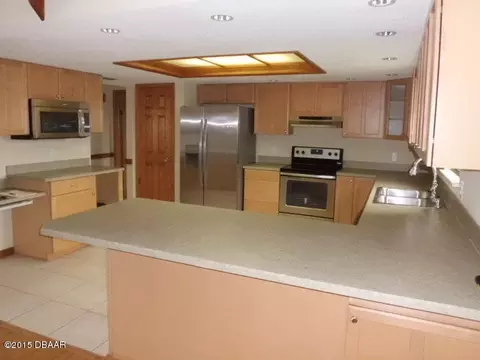 312 Wildwood Dr, Edgewater, FL 32132 photo 3