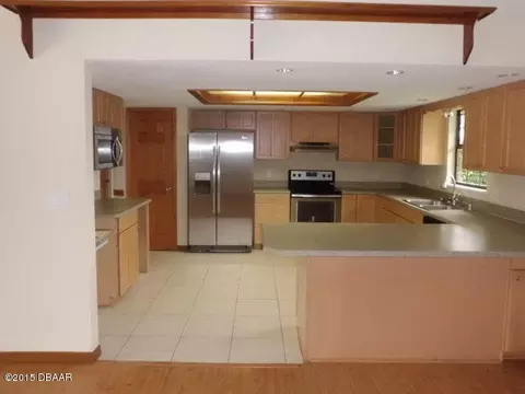 312 Wildwood Dr, Edgewater, FL 32132 photo 2