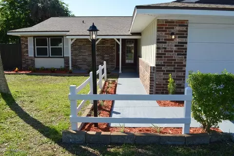 27 Arrowhead Cir, Ormond Beach, FL 32174 photo 2