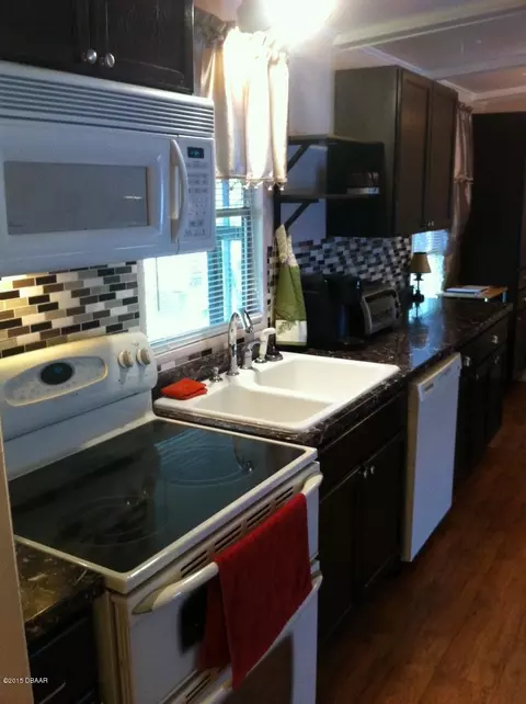 115 Oak St, Edgewater, FL 32141 photo 5