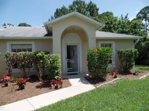 2743 Banyan Dr, Edgewater, FL 32141 photo 2