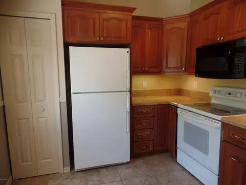 2743 Banyan Dr, Edgewater, FL 32141 photo 10