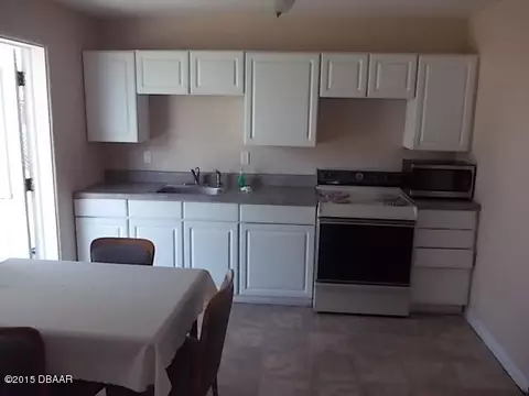 31 Sunny Shore Dr, Ormond Beach, FL 32176 photo 4