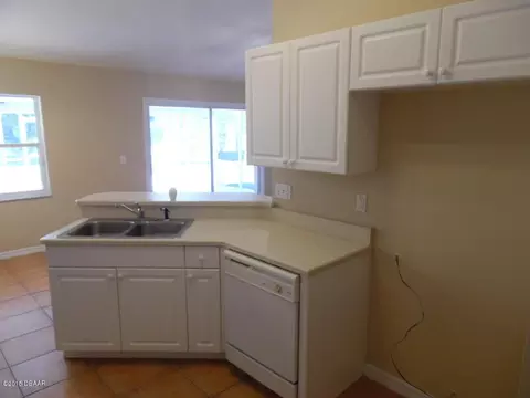 29 Ocean Pines Dr, Ormond Beach, FL 32174 photo 3