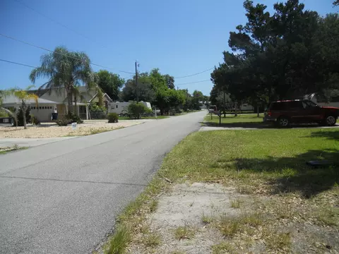 162 Douglas St, Edgewater, FL 32141 photo 7