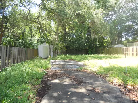 162 Douglas St, Edgewater, FL 32141 photo 2