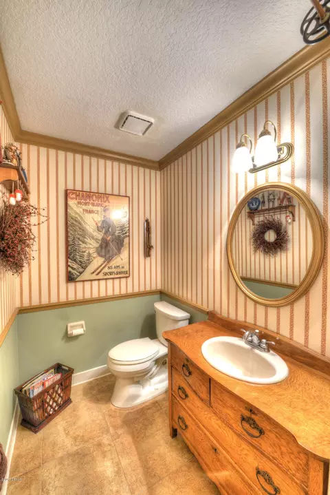 387 Muddy Creek Ln, Ormond Beach, FL 32174 photo 12