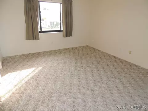 2 Julie Dr, Ormond Beach, FL 32176 photo 9