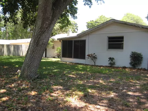 752 Lucerne Cir, Ormond Beach, FL 32174 photo 2