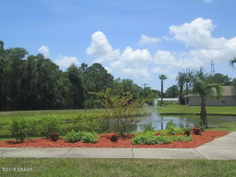 307 Three Oaks Dr, Edgewater, FL 32141 photo 3