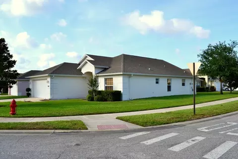 661 Coral Trace Blvd, Edgewater, FL 32132 photo 2