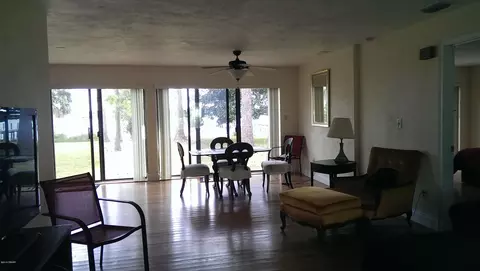 327 N Beach St, Ormond Beach, FL 32174 photo 5