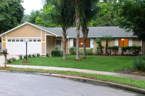 16 Oak Brook Dr, Ormond Beach, FL 32174 photo 2