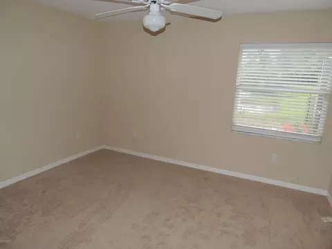 11 Greenvale Dr, Ormond Beach, FL 32174 photo 9