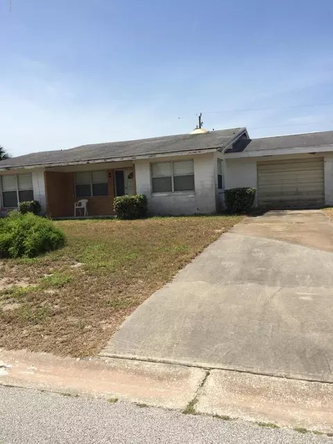 4 Wisteria Dr, Ormond Beach, FL 32176 photo 3