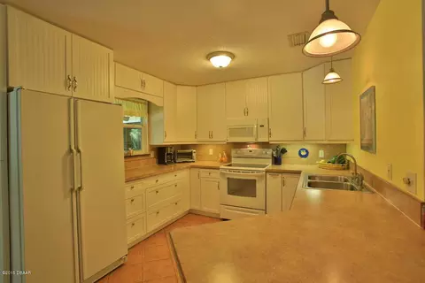 2942 Oak, Edgewater, FL 32141 photo 2
