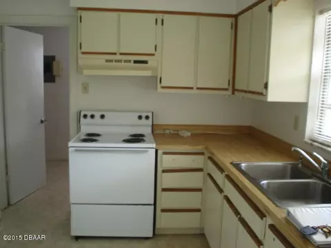 1751 Valencia Ave, Ormond Beach, FL 32174 photo 4