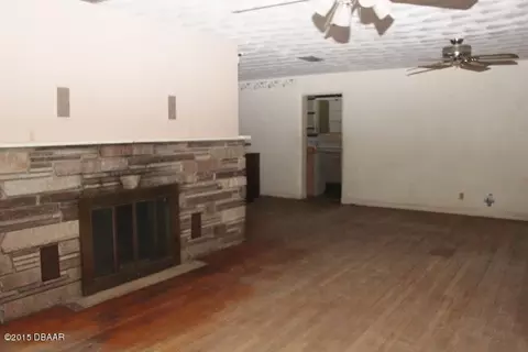 400 Grove St, Ormond Beach, FL 32174 photo 3