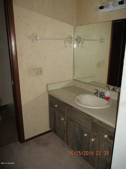 24 Park Pl, Ormond Beach, FL 32174 photo 9