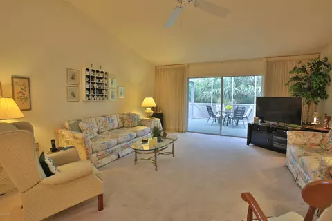 19 Treetop Cir, Ormond Beach, FL 32174 photo 10