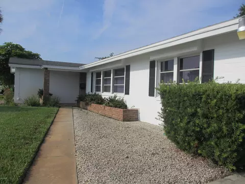 864 Peninsula Dr, Ormond Beach, FL 32176 photo 2