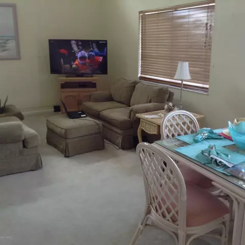 57 Chippingwood Ln, Ormond Beach, FL 32176 photo 6