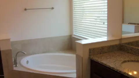 285 River Vale Ln, Ormond Beach, FL 32174 photo 4