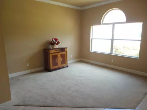 661 Aldenham Ln, Ormond Beach, FL 32174 photo 4