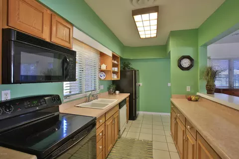 5 Tanglewood Cir, Ormond Beach, FL 32176 photo 2