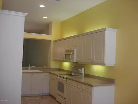 3021 Glin Cir, Ormond Beach, FL 32174 photo 3