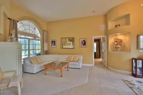 1401 Henlow Ln, Ormond Beach, FL 32174 photo 5