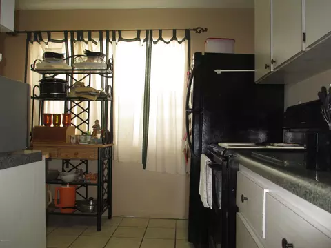 392 S Halifax Dr, Ormond Beach, FL 32176 photo 4