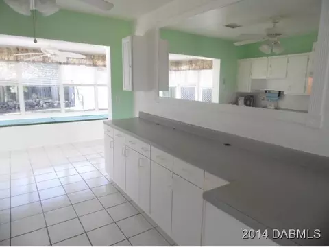 52 Seaside Dr, Ormond Beach, FL 32176 photo 8