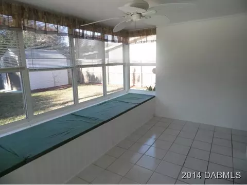 52 Seaside Dr, Ormond Beach, FL 32176 photo 7