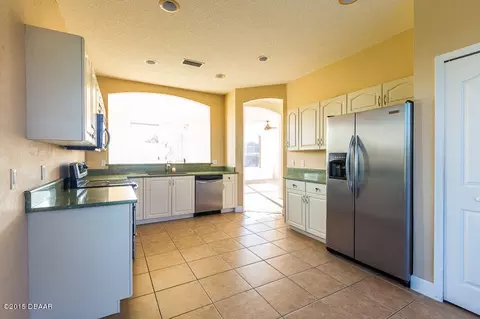 3815 Islamorada Dr, Ormond Beach, FL 32176 photo 2