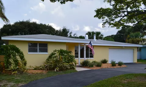 134 Ocean Ter, Ormond Beach, FL 32176 photo 1
