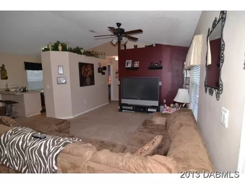 39 Round Tree Dr, Palm Coast, FL 32164 photo 8
