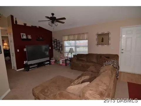 39 Round Tree Dr, Palm Coast, FL 32164 photo 11