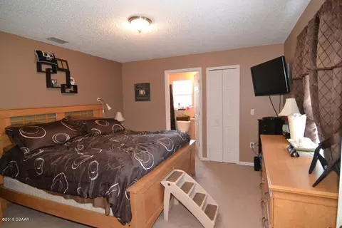 39 Round Tree Dr, Palm Coast, FL 32164 photo 6