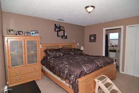 39 Round Tree Dr, Palm Coast, FL 32164 photo 5