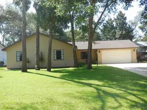 913 Brookside Dr, Ormond Beach, FL 32174 photo 2