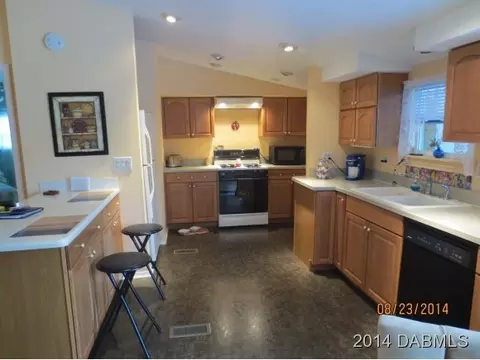 56343 Hickory Rd, Astor, FL 32102 photo 9