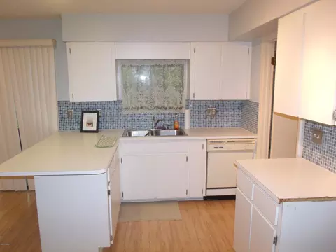 1525 Pine Tree Dr, Edgewater, FL 32132 photo 6