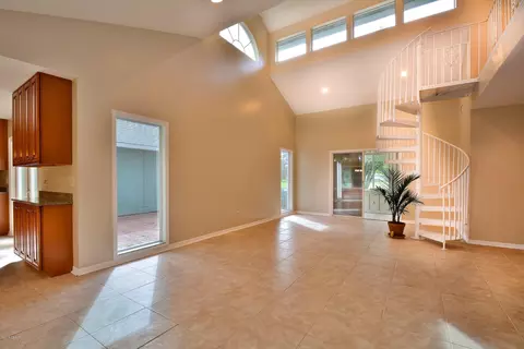 1 Treetop Trl, Ormond Beach, FL 32174 photo 3