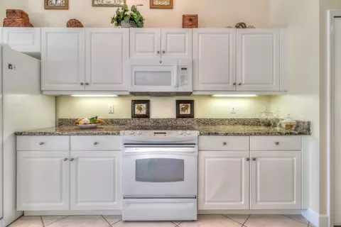 1108 Hartbourne Ln, Ormond Beach, FL 32174 photo 17