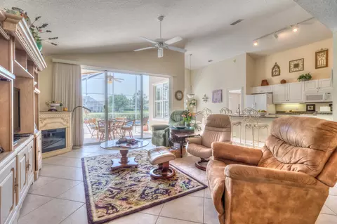 1108 Hartbourne Ln, Ormond Beach, FL 32174 photo 23