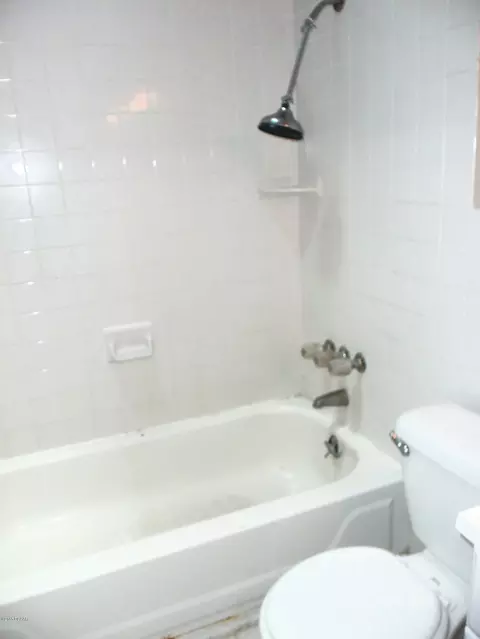 1232 Vanderbilt Dr, Ormond Beach, FL 32174 photo 9