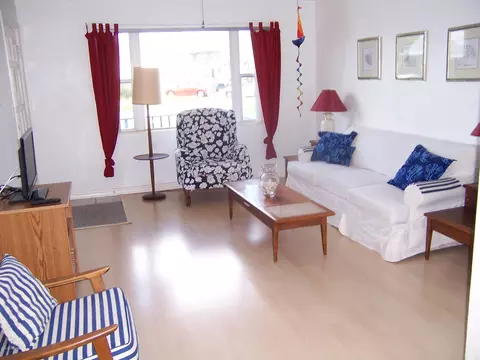 6 Seaside Dr, Ormond Beach, FL 32176 photo 2