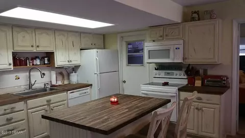 4 Friendly Cir, Ormond Beach, FL 32176 photo 8